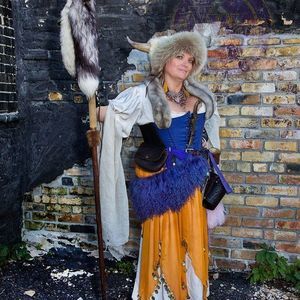 Meet your Posher, Teri